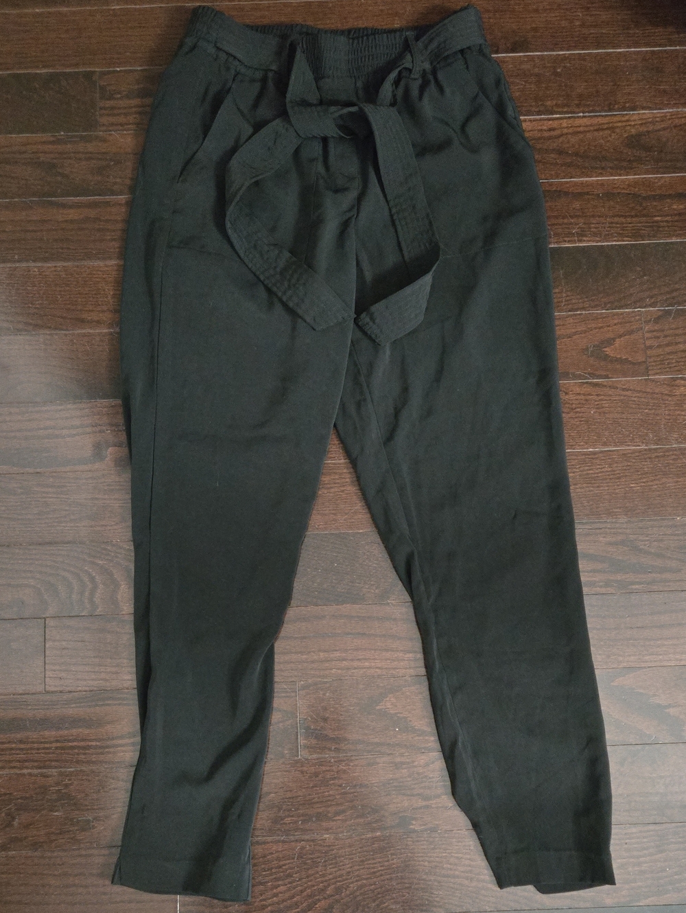 Dynamite Black Tie-Waist Chinos